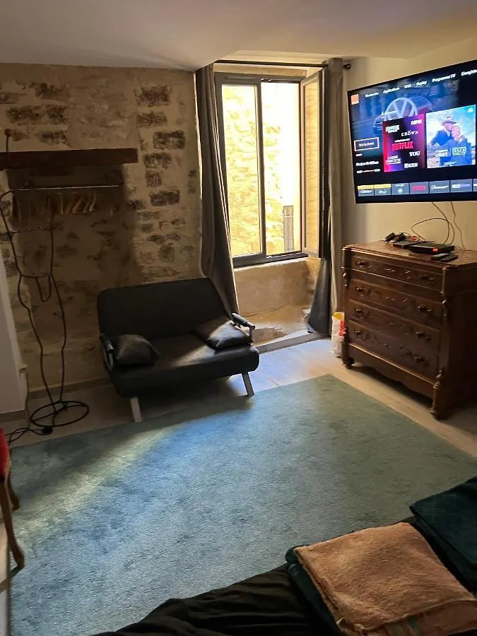 Appartement CAROMB proche Mont VENTOUX France